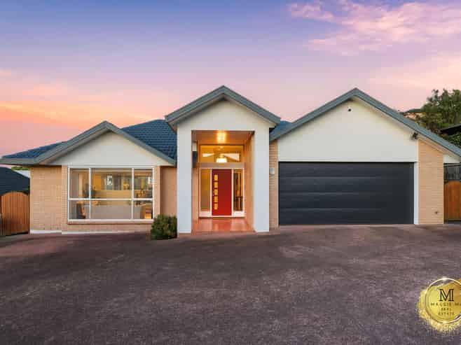 33 Wiltshire Place, Somerville