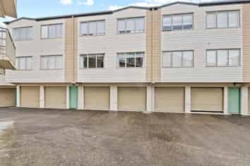 18/120 Beach Haven Road, Beach Haven