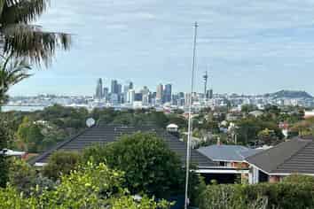 6 James Evans Drive, Northcote