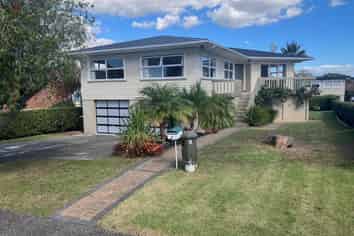 6 James Evans Drive, Northcote