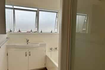 6 James Evans Drive, Northcote