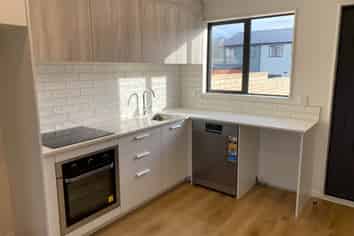 25 Sun Orchid Avenue, Manukau