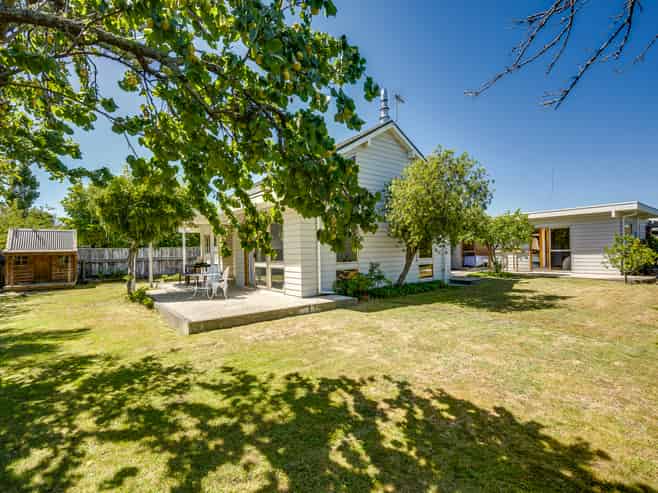 16 Ngarimu Crescent, Taradale