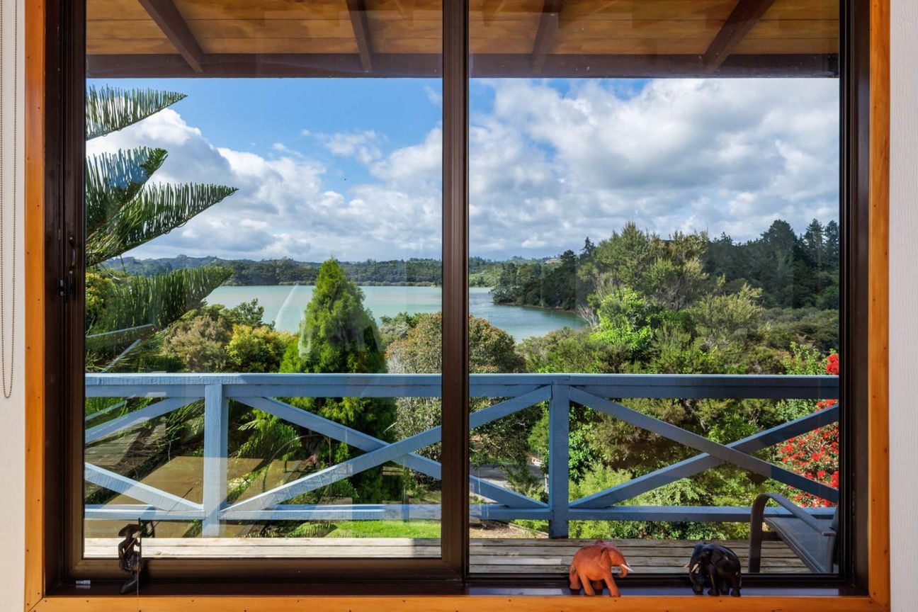 A Hidden Haven with Panoramic Inlet Views - Ansicht 5