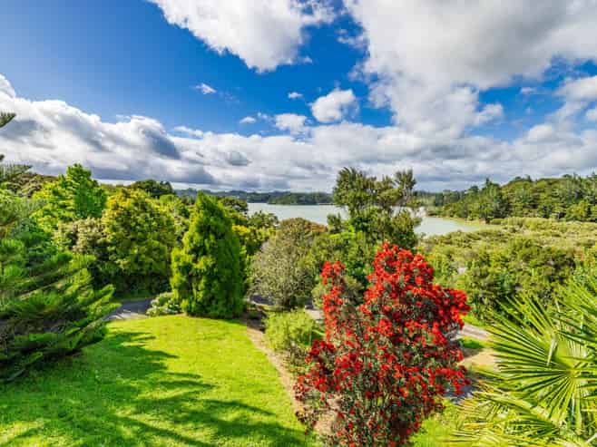 2A Marina Rise, Paihia
