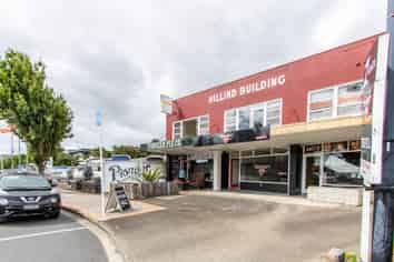 High Profile Albany Retail