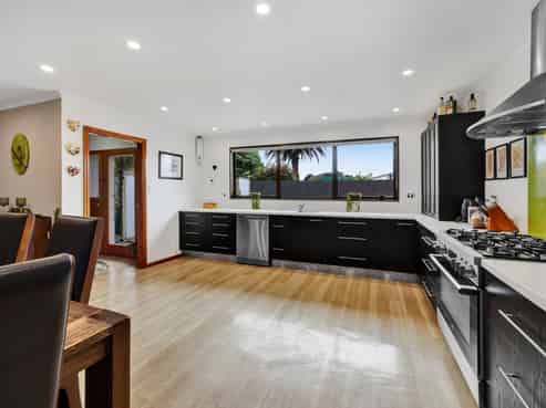 77A Dixon Avenue, Hawera