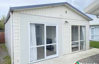 Room 7/6 Mermaid Place, Southshore