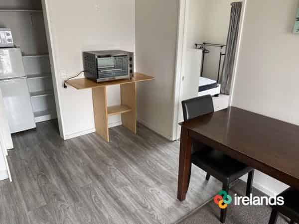 Room 7/6 Mermaid Place, Southshore