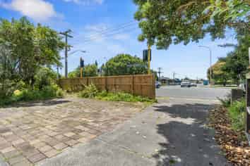 77 Normandy Avenue, Melville