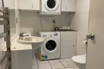 50A/130 Great South Road, Epsom