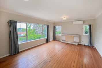 136 Hillsborough Road, Hillsborough