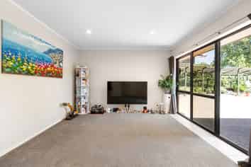 19 Loloma Drive, Half Moon Bay