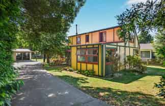 665 River Road, Broadlands Forest