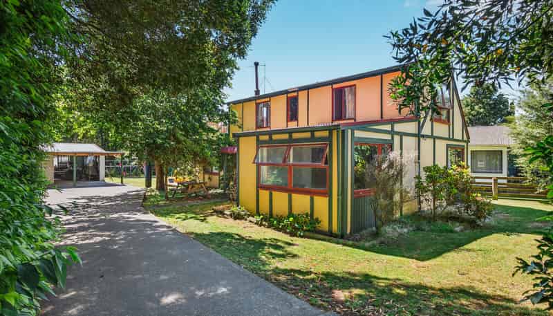 665 River Road, Broadlands Forest