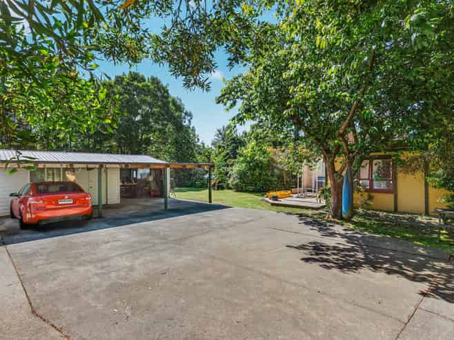 665 River Road, Broadlands Forest