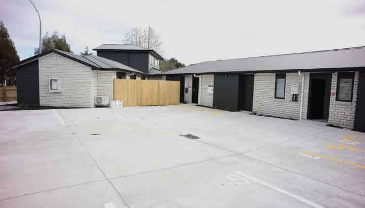 11/58 Kahikatea Drive, Melville