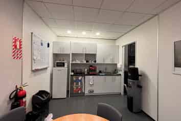 Show Place Office Space 