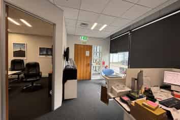 Show Place Office Space 