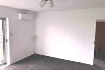 2/1 Halesowen Avenue, Sandringham