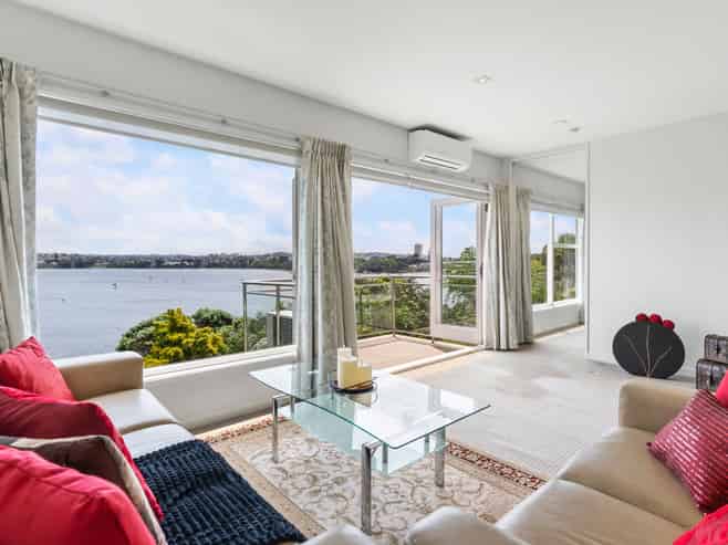 5/198 Hurstmere Road, Takapuna