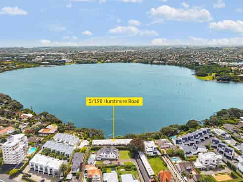 5/198 Hurstmere Road, Takapuna
