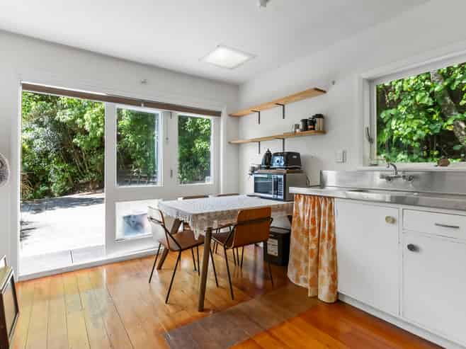 123 Pinehaven Road, Pinehaven