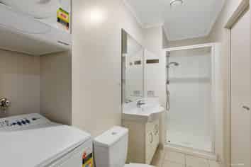 C517/176 Broadway , Newmarket