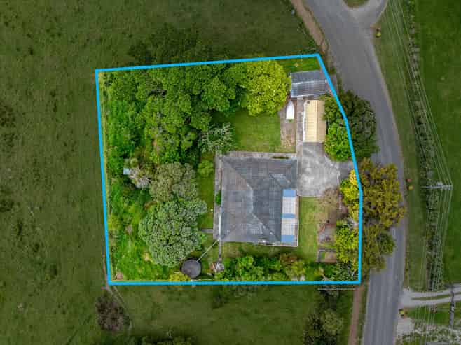 433 Pah Hill Road, Wharehine