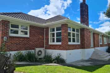 1/67a Alberton Ave, Mount Albert