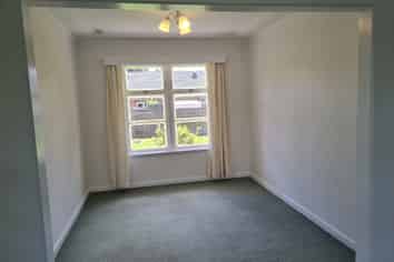 1/67a Alberton Ave, Mount Albert