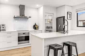 10 Te Pakiaka Road, Pegasus