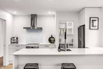 10 Te Pakiaka Road, Pegasus