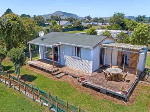 6 Hale Street, Tolaga Bay