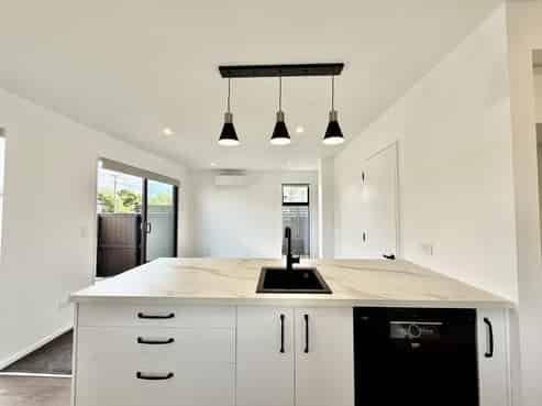 57 Dampier Street, Woolston