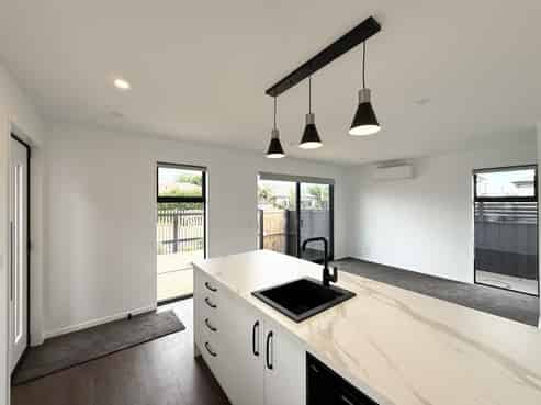 57 Dampier Street, Woolston