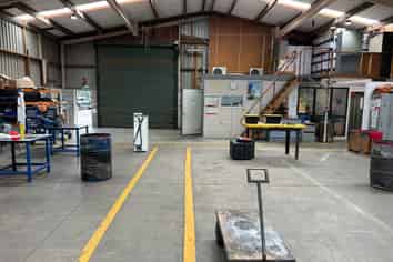 Executive high stud workshop