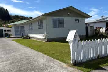 16 Meremere Street, Wainuiomata