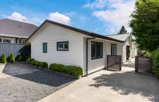 11 Poplar Grove, Ebdentown