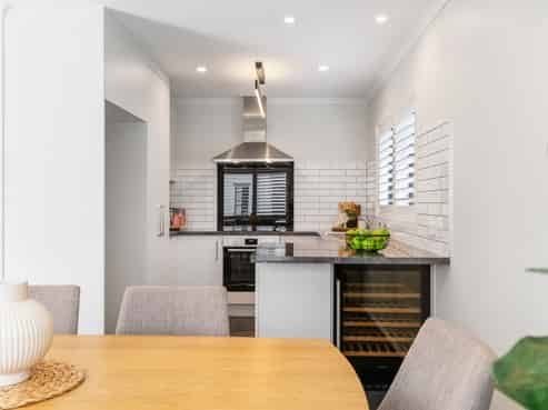 11 Poplar Grove, Ebdentown