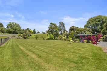 3212 Paparoa-Oakleigh Road, Paparoa