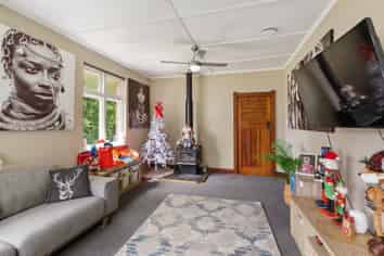 81 Luxmoore Road, Marchwiel