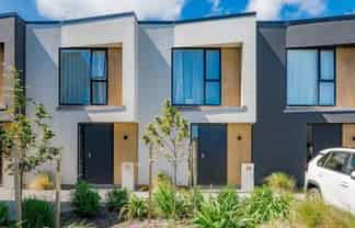 26/10 Trieste Way, Paraparaumu