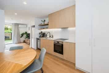 26/10 Trieste Way, Paraparaumu