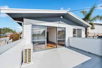 3 Spargo Road, Massey