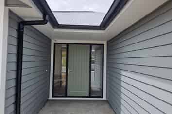 74 Hokioi Drive, Porirua