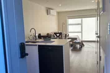 2/327 Glengarry Road, Glen Eden