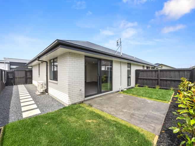 8a Appaloosa Way, Rolleston