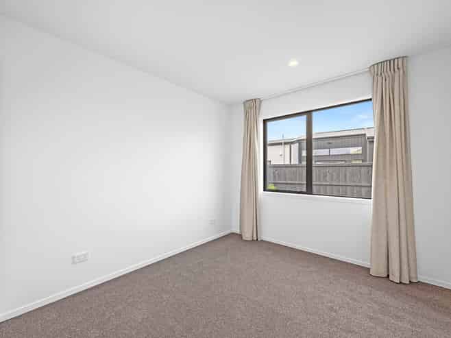 8a Appaloosa Way, Rolleston