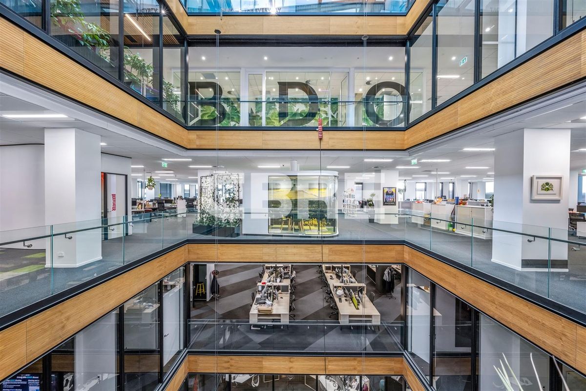 CBRE - Fitted Premier Office in Victoria Quarter - Widok 4